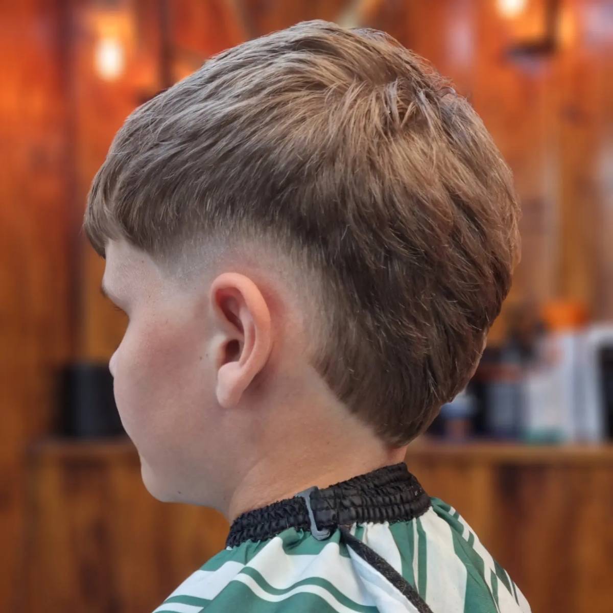 Textured crop with a mid fade