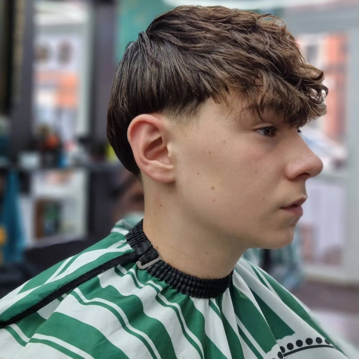 Fringe with a low taper